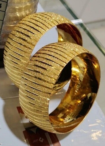 Diğer 3 CM İMİTASYON ÇİZGİ BİLEZİK