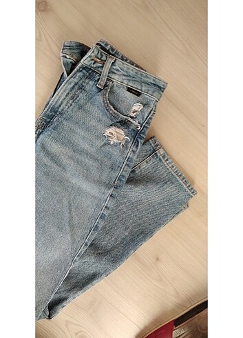34 Beden Mavi jeans