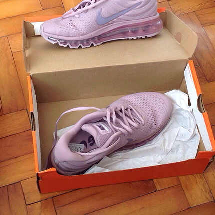 Nike spor ayakkabı
