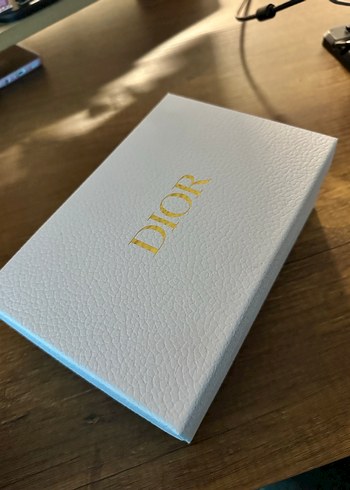 Dior Beyaz Kutu - Görsel 2