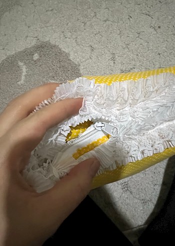 Sarı Nakışlı Renkli Dekoratif Yastık - Görsel 2