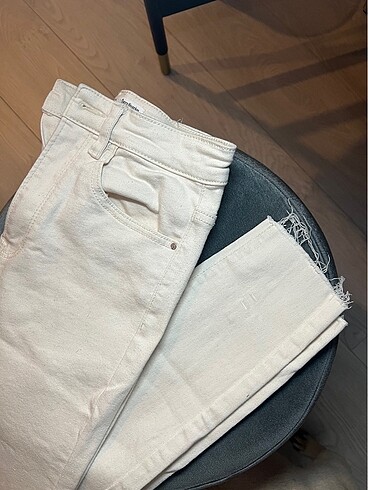 s Beden ten rengi Renk Stradivarius yüksek bel jean