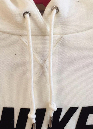 xs Beden Nike krem rengi sweat