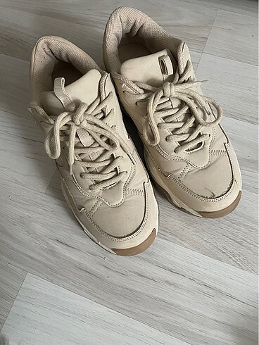 Sneaker ayakkabı