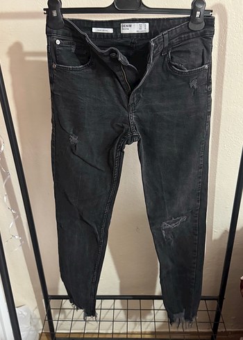 Bershka Koyu Siyah Yikamali Dar Kesim Jean
