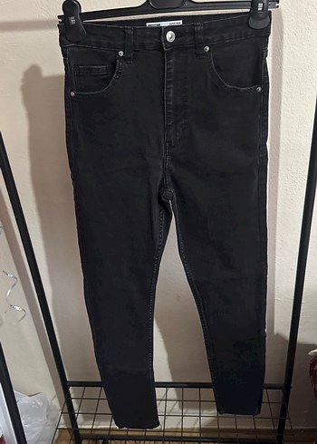 Bershka Siyah Yuksek Bel Dar Paca Jean