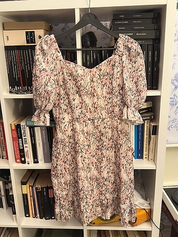 38 Beden Trendyolmilla Çiçekli Elbise