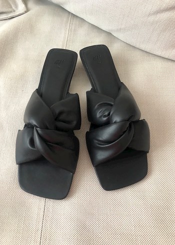 H&M Siyah Kadın Topuklu Terlik