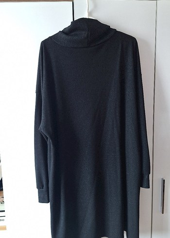 Siyah Yüksek Yakalı Uzun Kollu Salaş Kazak - Görsel 4