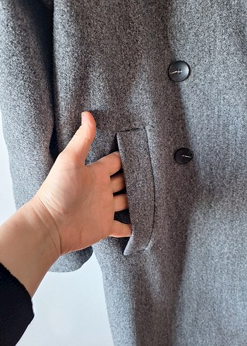 Gri Çift Düğmeli  Kaban - Görsel 3