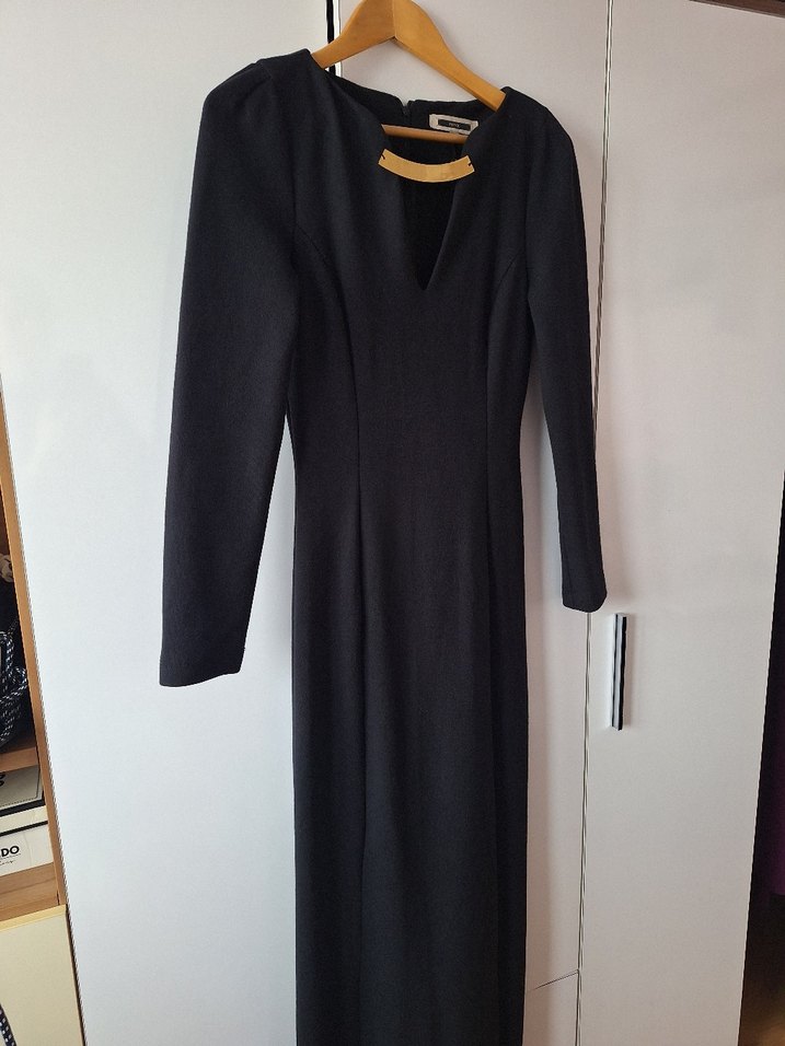 Zincir Detaylı Siyah Uzun Kollu Uzun Elbise - Görsel 2