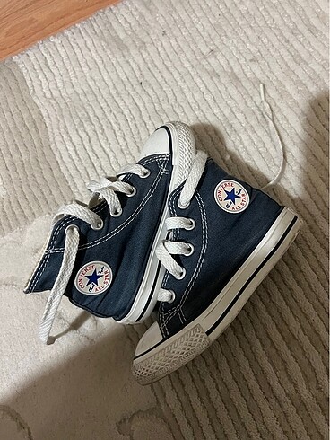 22 Beden lacivert Renk Orijinal çocuk converse