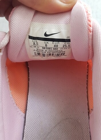 40 Beden pembe Renk Orjinal nike ayakkabı