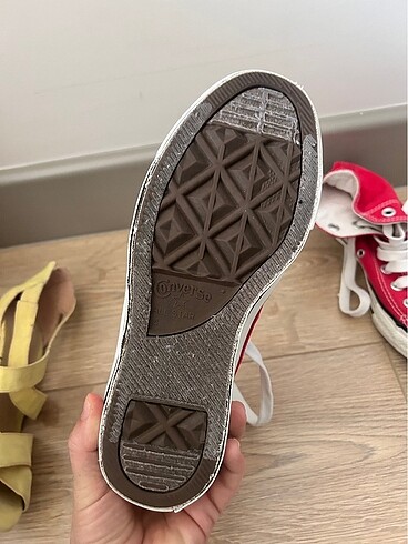 36,5 Beden kırmızı Renk Converse