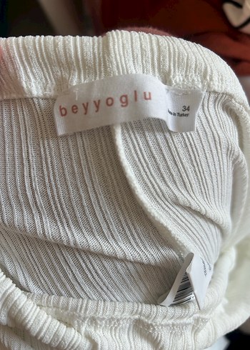 Beyoğlu Butik Uzun Kollu Pilili Beyaz Hırka Pantolon takım