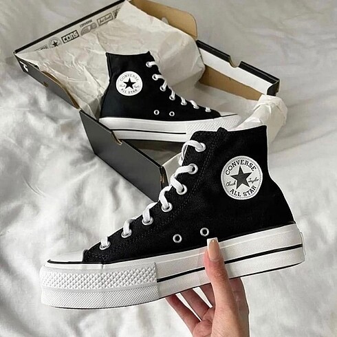Yüksek taban converse
