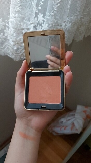 Beden Pearly Huncalife allık turuncu hem far hem allık