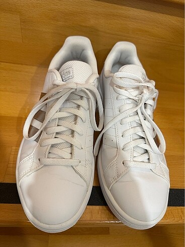 39 Beden beyaz Renk Adidas Grand Court