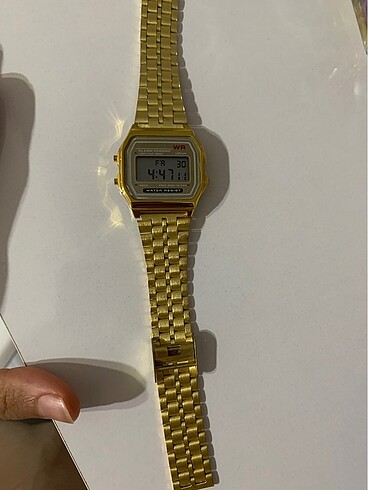 Çelik Casio model saat