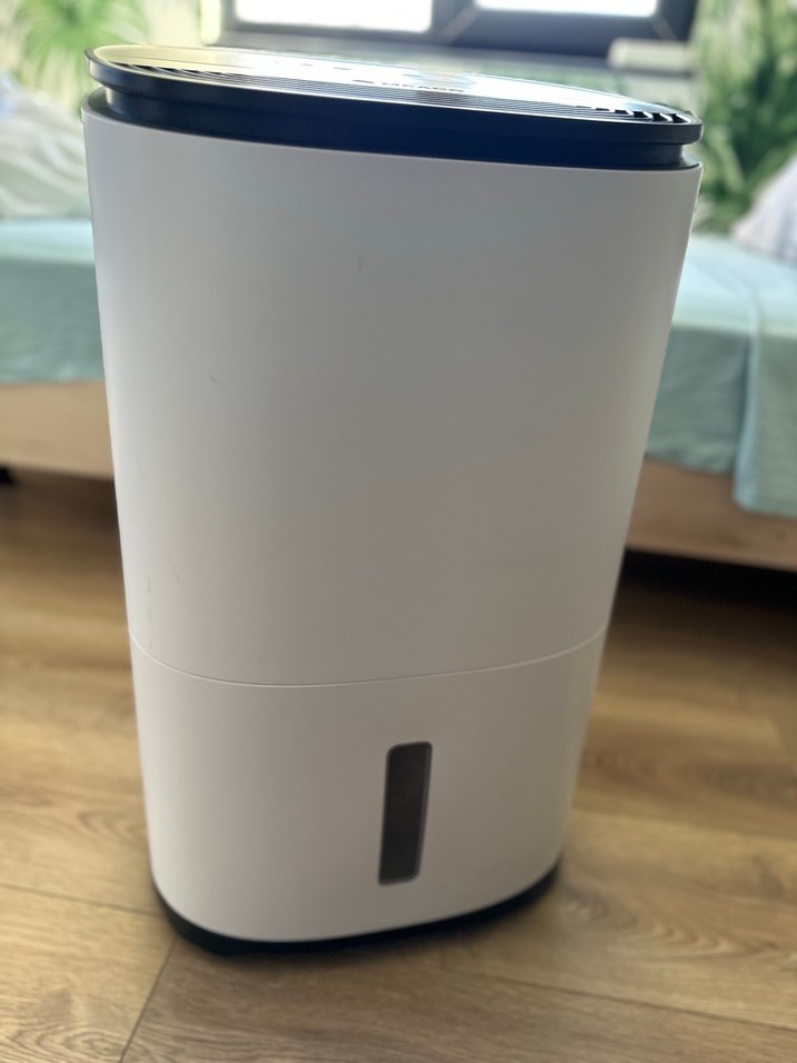 Beyaz ve Gri Hava Temizleyici ve Nemlendirici - Görsel 2