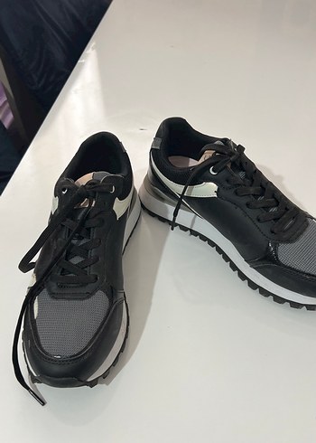 U.S Polo Assn. Gri Yılan Desenli Bağcıklı Stiletto Topuklu Spor Ayakkabı