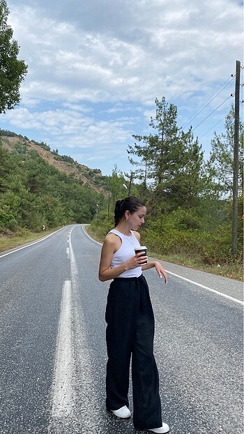 Zara Bir kez giyilmiştir