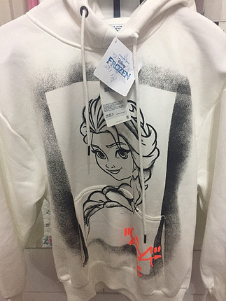 Zara Elsa kapüşonlu sweatshirt.