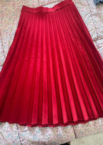 Parlak Kırmızı Kadın Pilili Uzun Etek - Görsel 4