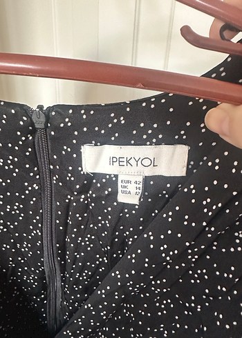 Siyah Desenli V Yakalı Elbise - Görsel 2