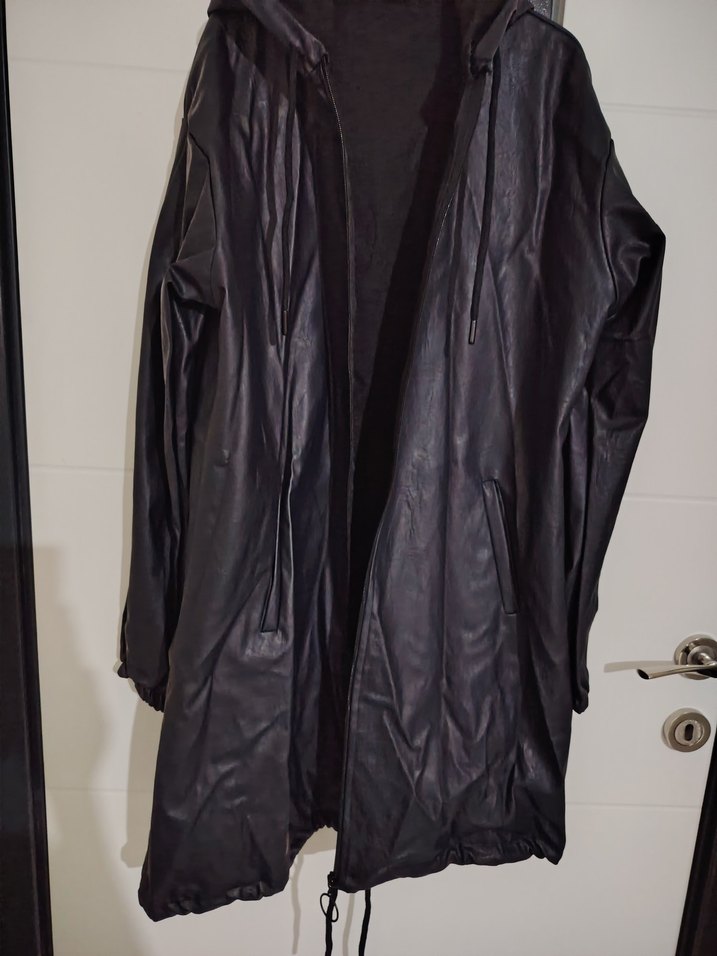 Siyah Deri Midi Kapüşonlu Yağmurluk - Görsel 4