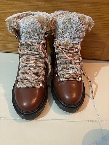 Zara bot