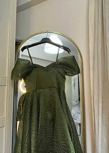 Uzun Klasik Kesim Drapeli Kadın Abiye - Görsel 4