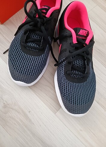 Orijinal Nike  - Görsel 3