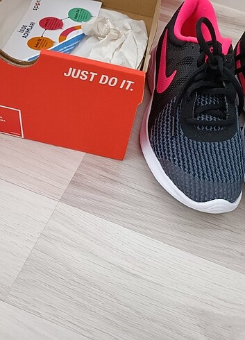 Orijinal Nike  - Görsel 8