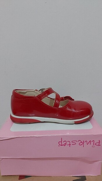 Kırmızı rugan kız çocuk ayakkabı