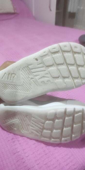 23 Beden gri Renk Nike spor ayakkabi