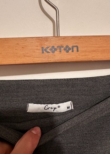 36 Beden Gri Pilili Mini Etek