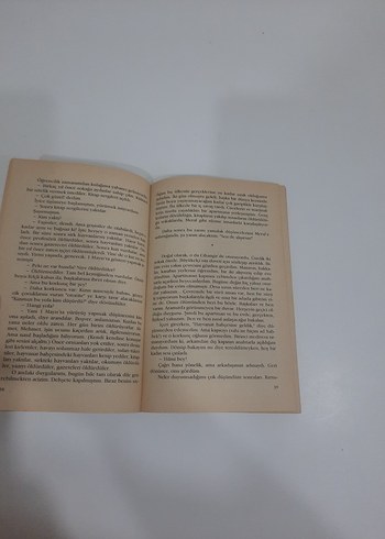  Beden Mine G. Saulnier - Sinek Sarayı Roman