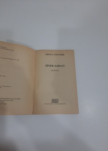  Mine G. Saulnier - Sinek Sarayı Roman