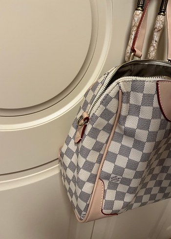 Bej Kareli Tokalı Modern Klasik Kadın Çantası - Görsel 5