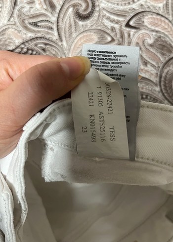 Kadın Beyaz Dar Kesim Kot Pantolon - Görsel 5