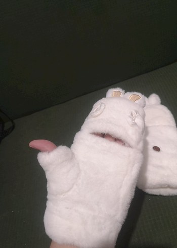 Beyaz Kürklü Yumoş Eldiven - Görsel 6