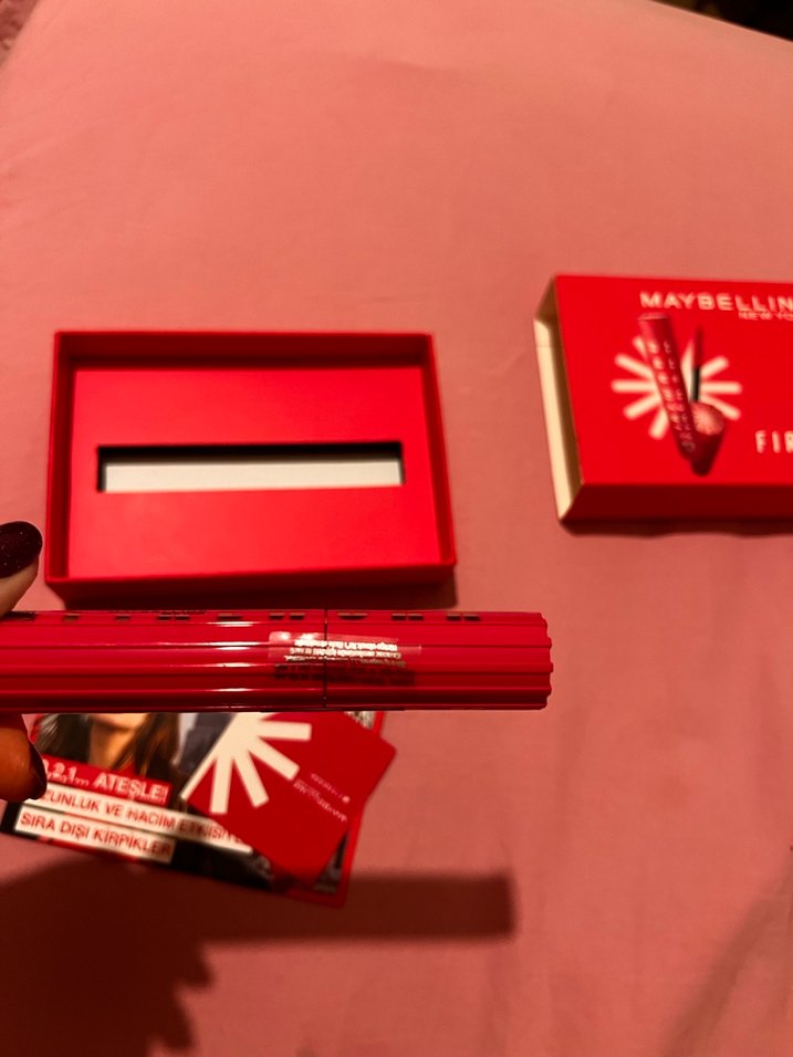 Maybelline Firework 
 Maskara - Görsel 4
