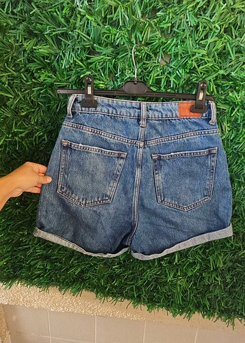 bershka 36 beden yuksek bel kot short - Görsel 4