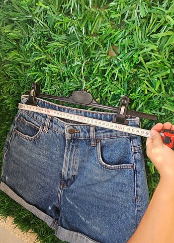 bershka 36 beden yuksek bel kot short - Görsel 6