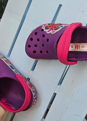 24 Beden mor Renk Orijinal crocs 24/25 no terlik 