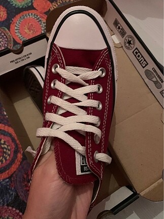 Bordo converse