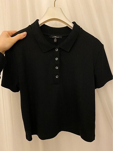 Mavi Polo Yaka Crop Tişört