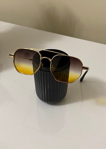 Şeffaf Sarı Kadın Gözlüğü - Görsel 4