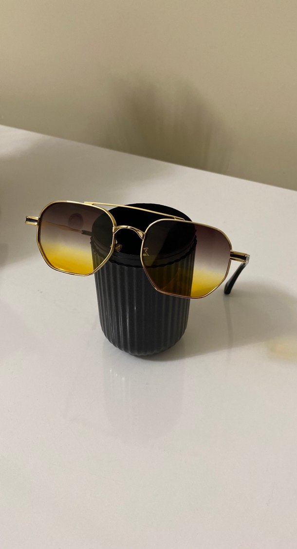 Şeffaf Sarı Kadın Gözlüğü - Görsel 4